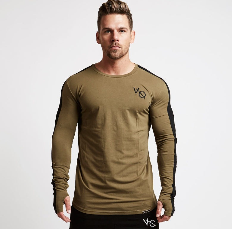 Men’s Slim Fit Long Sleeve T-Shirt – Gym & Streetwear Essential